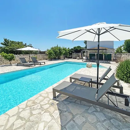 Masseria Ai Pini سان فيتو دي نورماني